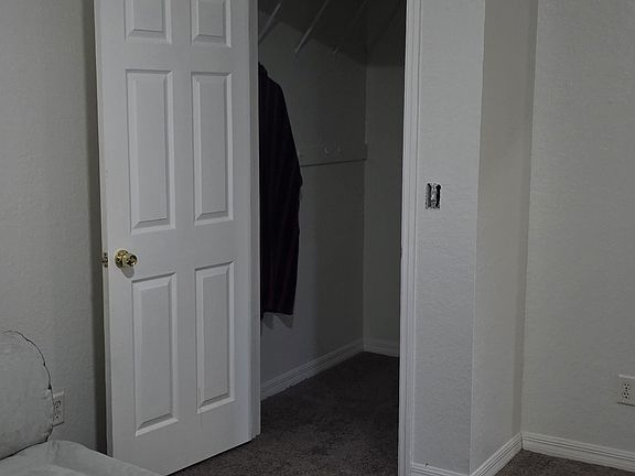 3rd image of 2144 16th Ave S