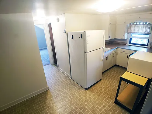 Cute Downtown Apartment Photo 1