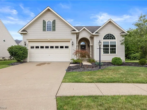 5052 Forestland Ct, Brunswick, OH 44212