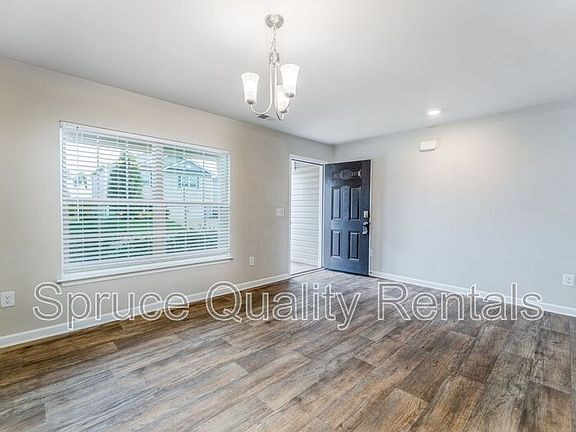 4th image of 108 Saddlehorse Ln