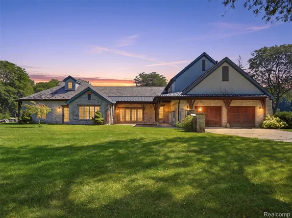61400 Romeo Plank Rd, Ray, MI 48096