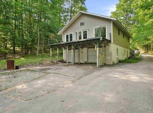 5774 Rennie View Rd, Traverse City, MI 49696