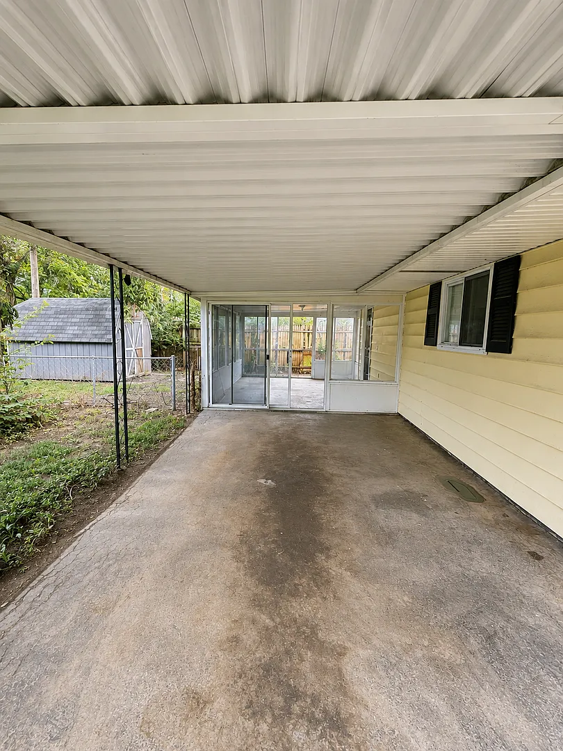 Charming 2BR Home with Enclosed Porch, Carport & Storage Shed — Photo 2