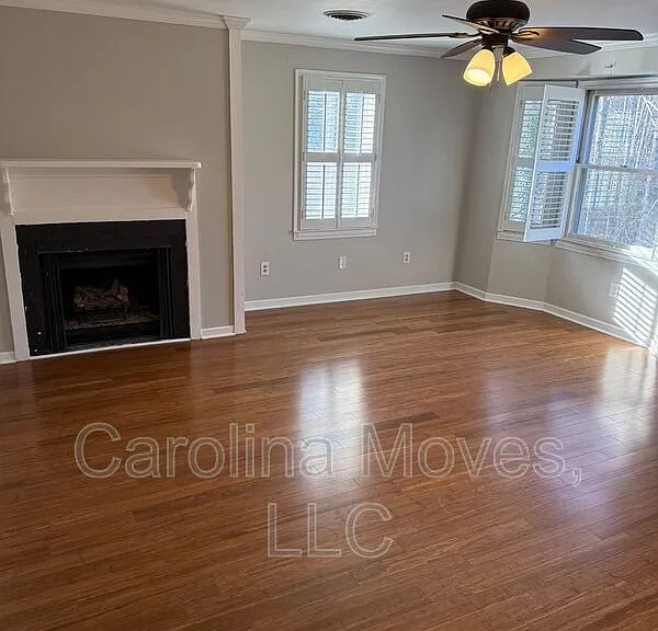 121 Chipwood Ln — Photo 17