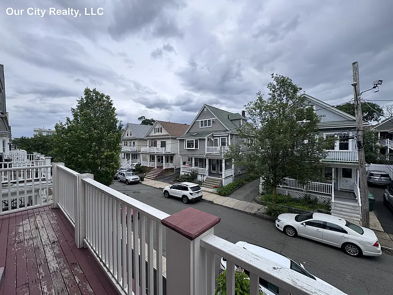 31 Stoughton St #2 — Photo 20
