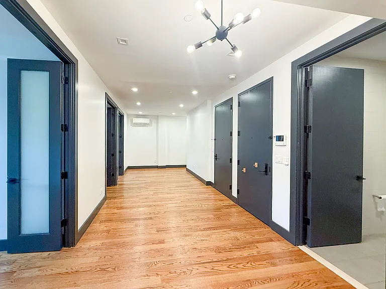 346 Rutland Rd #1B — Photo 4