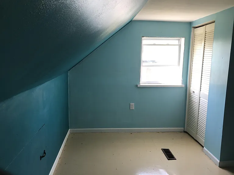 4737 Plover Ave — Photo 9