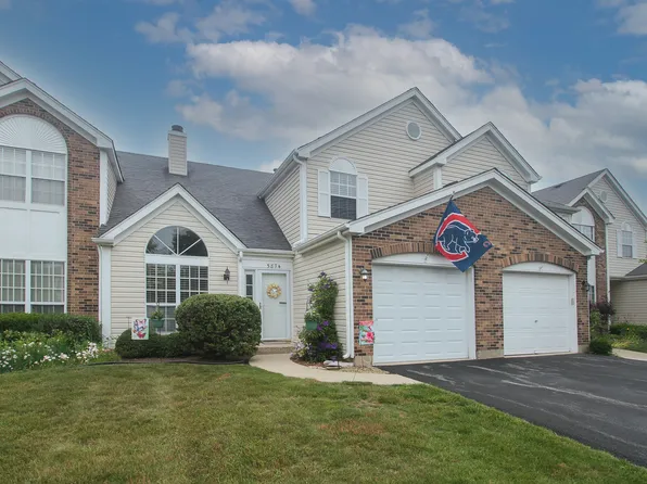 5874 Delaware Ave, Gurnee, IL 60031