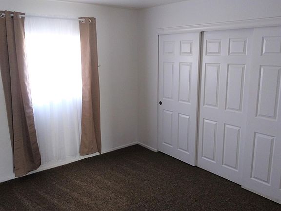 5th image of 4755 Corsaire Ave #2