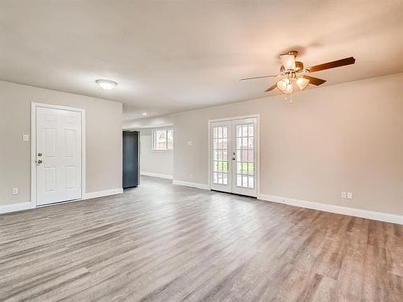 5th image of 1620 Sherrye Dr