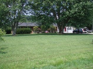 9637 N Wilderness Rd, Berea, KY 40403