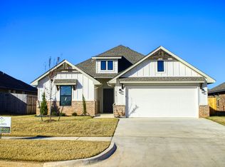 573 Grand Sycamore Dr, Washington, OK 73093