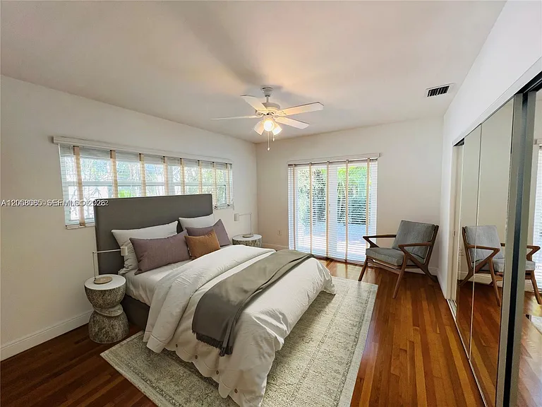 1116 Biarritz Dr — Photo 11