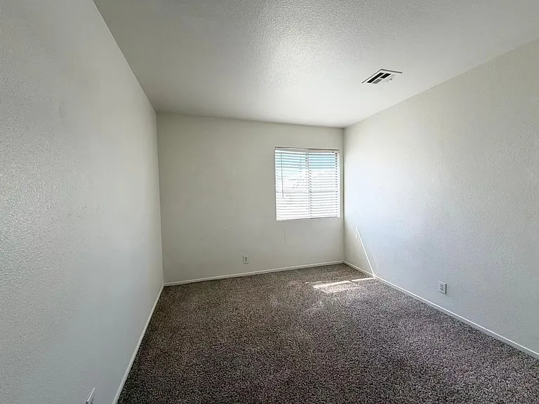 8256 Ten Gallon Ct — Photo 14