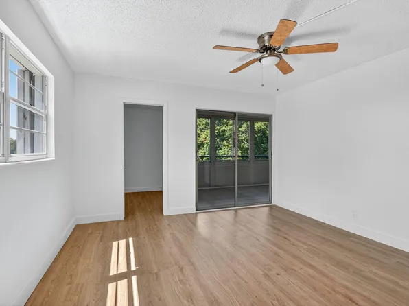 3036 Oakridge D, Deerfield Beach, FL 33442