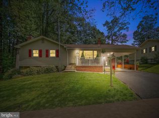 1019 Neal Dr, Rockville, MD 20850