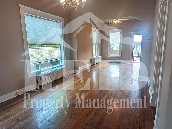 3rd image of 657 Highland Ave