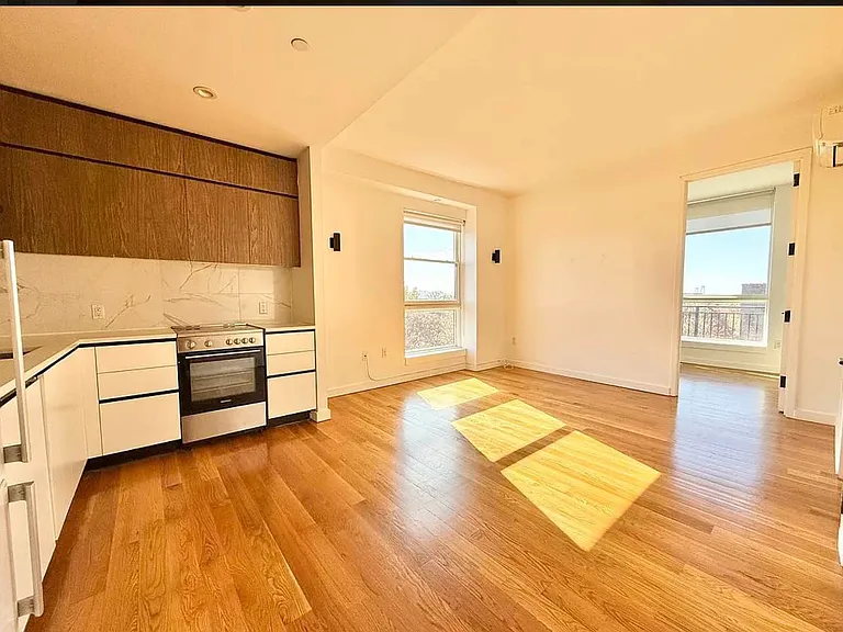 1326 Ocean Ave #6B — Photo 1