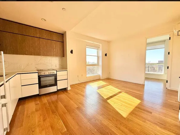 1326 Ocean Avenue image 1 of 12