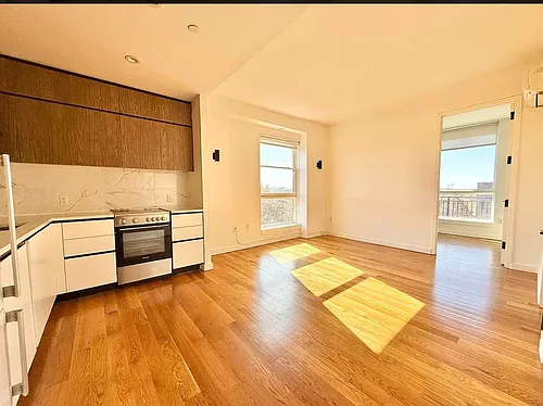 1326 Ocean Ave #6B Photo 1