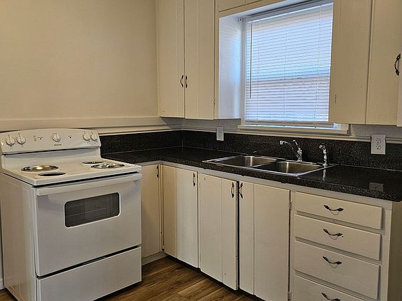 5th image of 2409-2413 W Jean St #2409