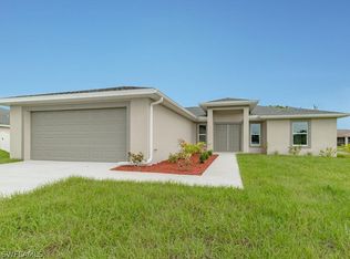 1821 NE 3rd Court Cpe, Coral, FL 33909