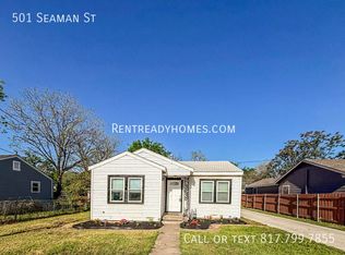 501 Seaman St, Fort Worth, TX 76111