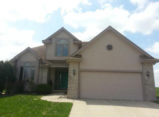 1613 S 12th Ave E, Newton, IA 50208
