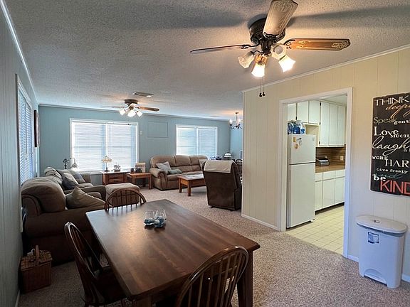 3rd image of 82 Trout St