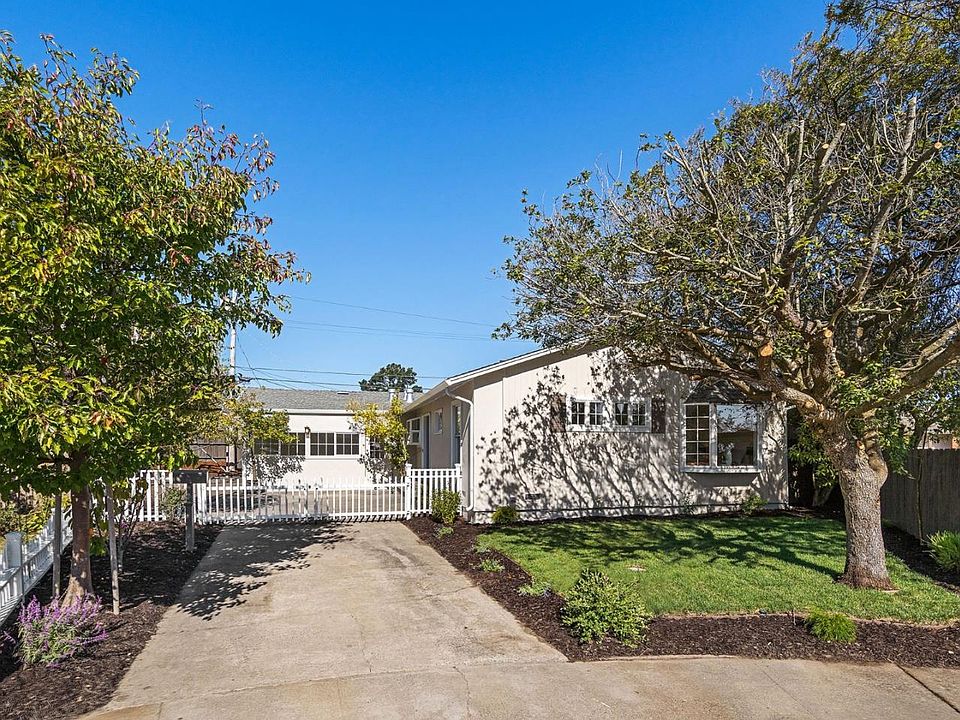 1st image of 120 Elder Ct