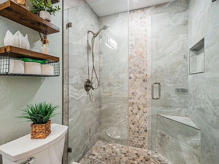 2735 Sherbrooke Ln #C — Photo 11