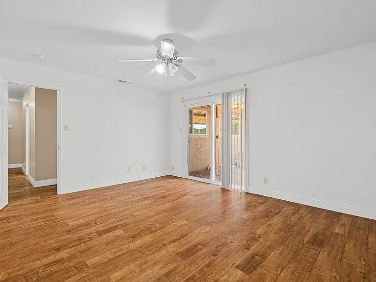935 Springoak Way — Photo 9
