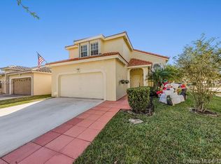 18390 NW 8th St, Pembroke Pines, FL 33029