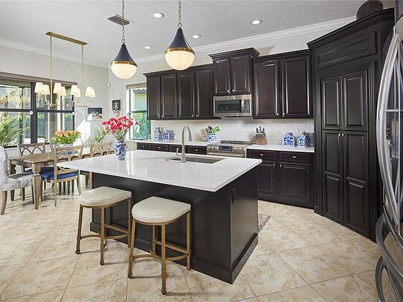 4th image of 9367 Isla Bella CIR