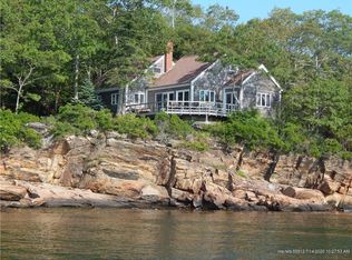 20 Grey Osprey Ln, Harpswell, ME 04079