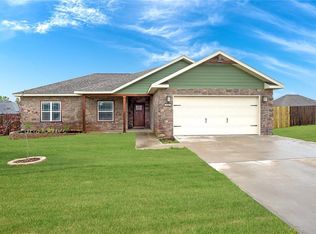 920 Washburn Dr, Pea Ridge, AR 72751