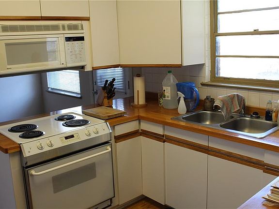5th image of 1040 S Bryan St