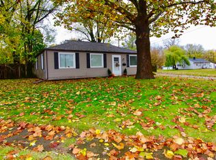 200 Hamilton Rd, Marquette Heights, IL 61554