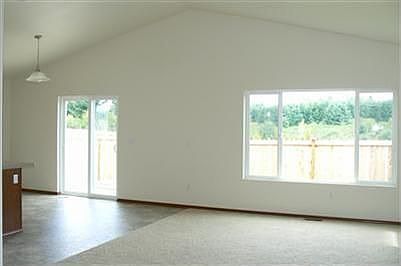 4th image of 2914 Haig Dr SE