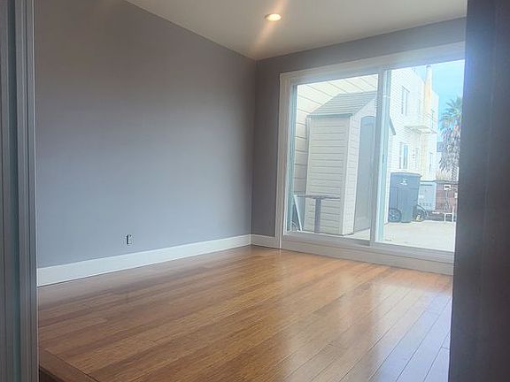 4th image of 670 Stanyan St APT 1