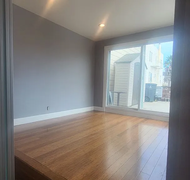 670 Stanyan St #1 — Photo 4