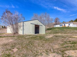 377 Tibbling Rd, Selah, WA 98942