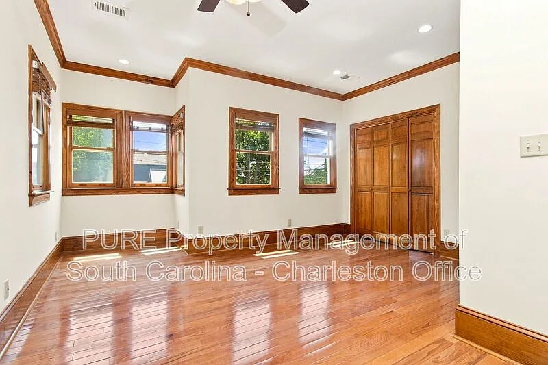 3 bed, 2.5 bath, 1600 sqft, $5,299 — Photo 3