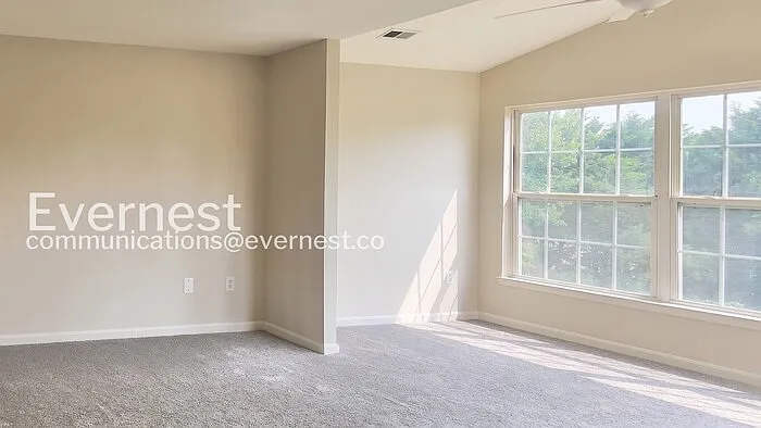 43430 Nottingham Sq — Photo 7