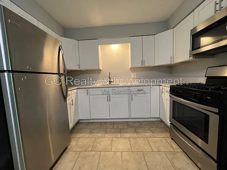 314 N Warwick Ave #2C — Photo 4