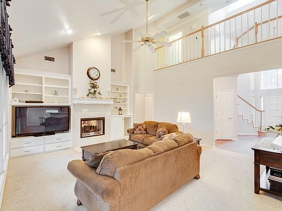 5th image of 7012 Gunston Ln