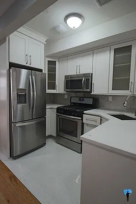 Rented by Next Door Realty NYC | media 24