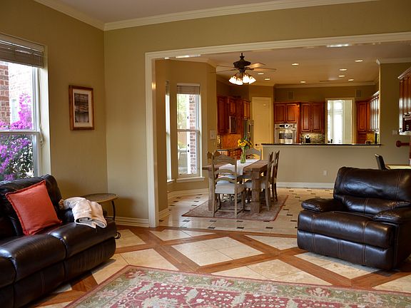 5th image of 715 Dominion Dr