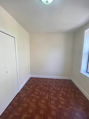 Rented by New York Residence | media 25