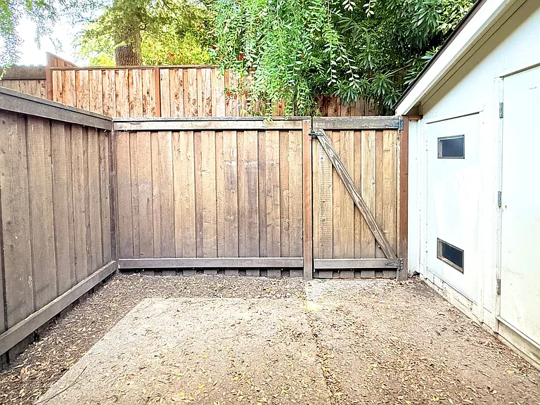 481 Carillo Ct — Photo 28